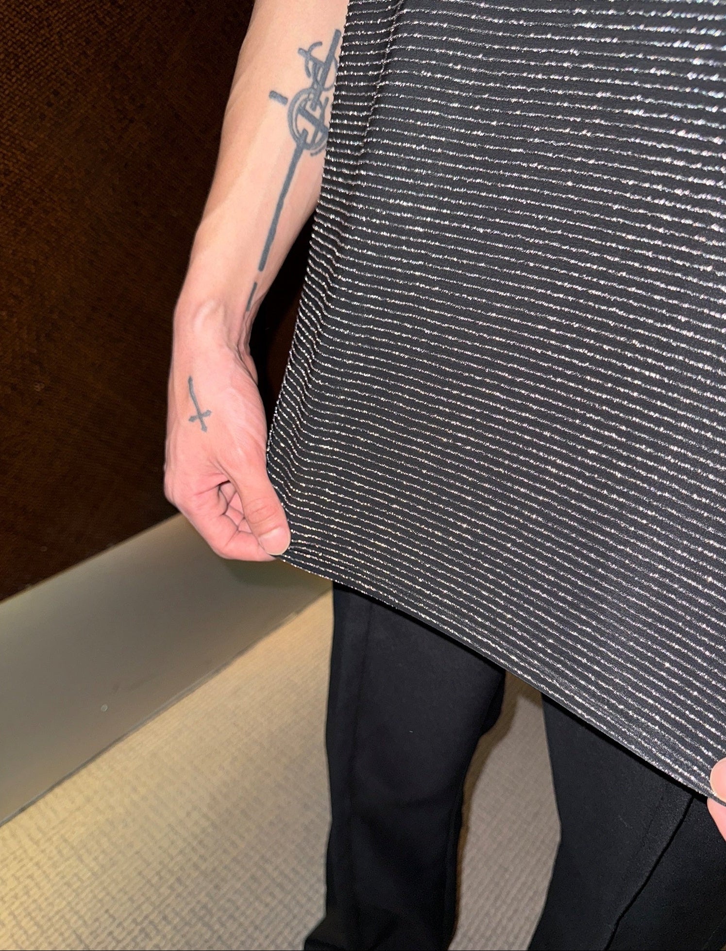 MODEFREAKのシャインボーダールーズTシャツ mf3283の画像